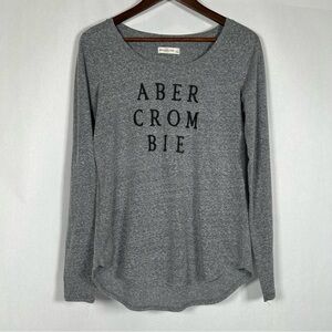Abercrombie & Fitch Gray Long Sleeve Tee